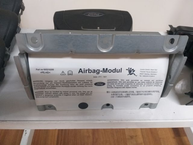 FORD MONDEO 2009 MODEL ORJINAL ÇIKMA DİZ AİRBEĞİ